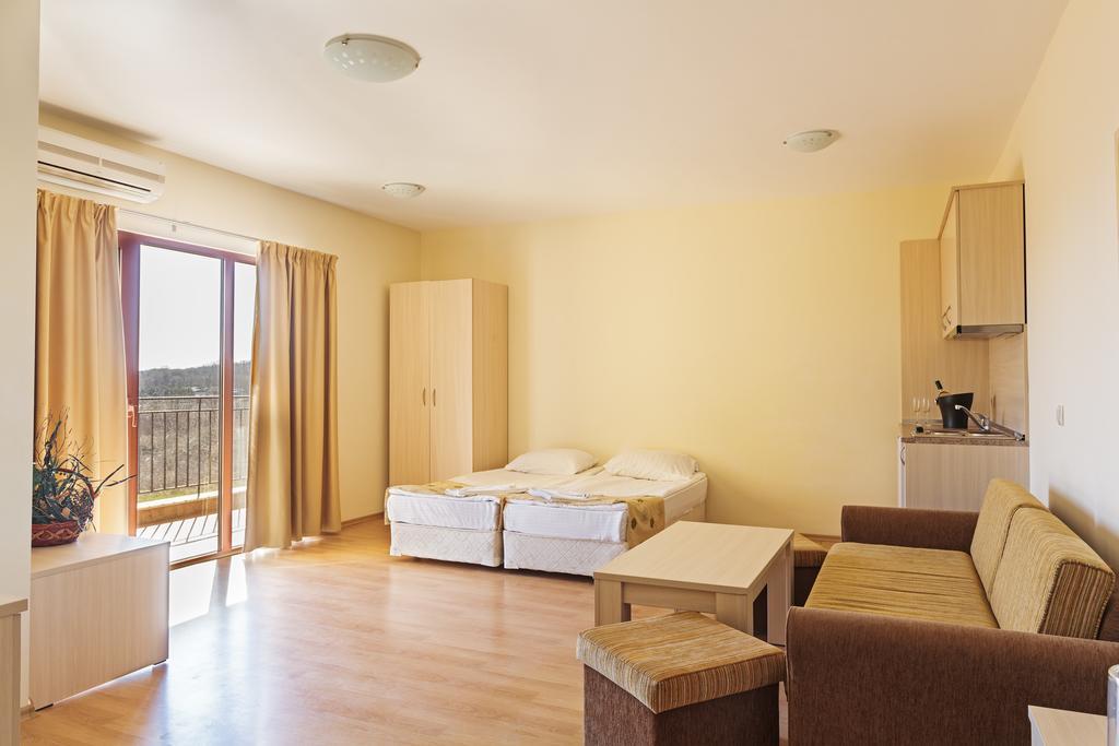 סוזופול Serena Residence Aparthotel חדר תמונה