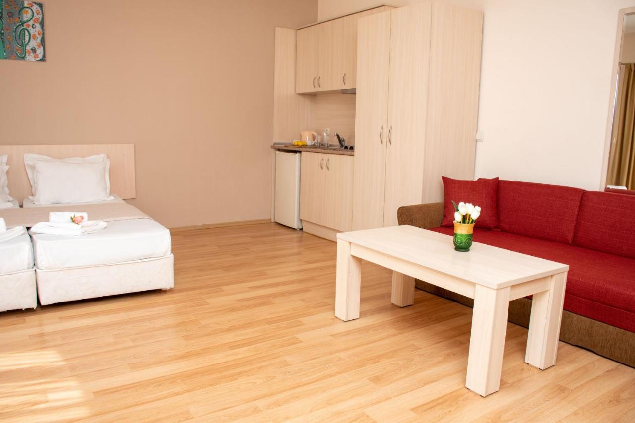 סוזופול Serena Residence Aparthotel מראה חיצוני תמונה