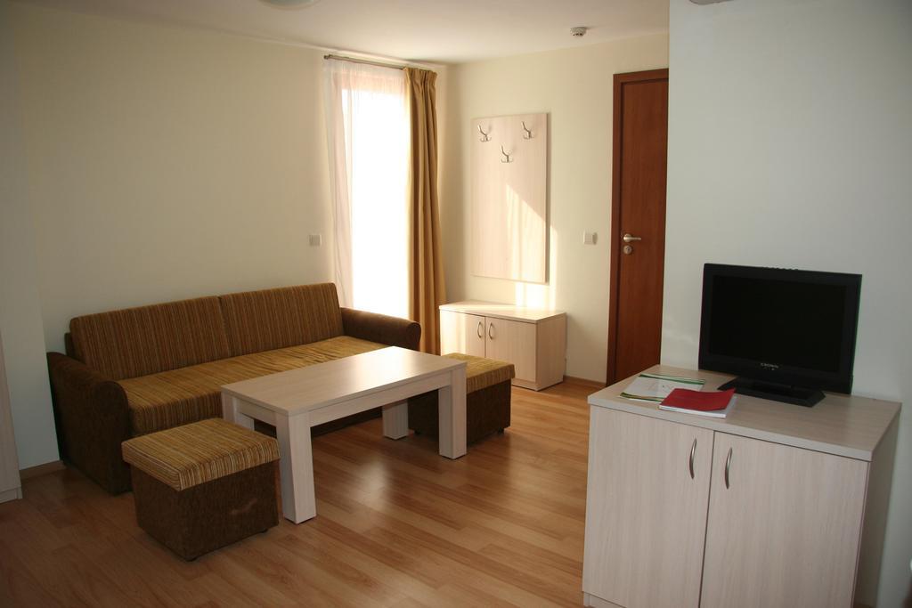 סוזופול Serena Residence Aparthotel מראה חיצוני תמונה
