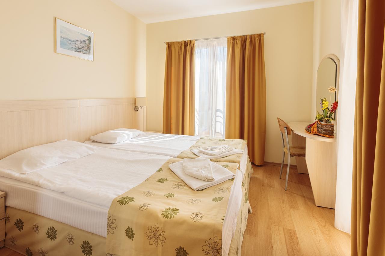 סוזופול Serena Residence Aparthotel מראה חיצוני תמונה
